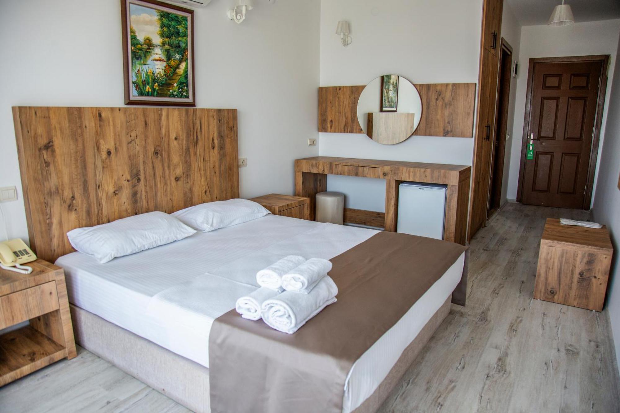 Bartu Otel Cesme Exterior photo